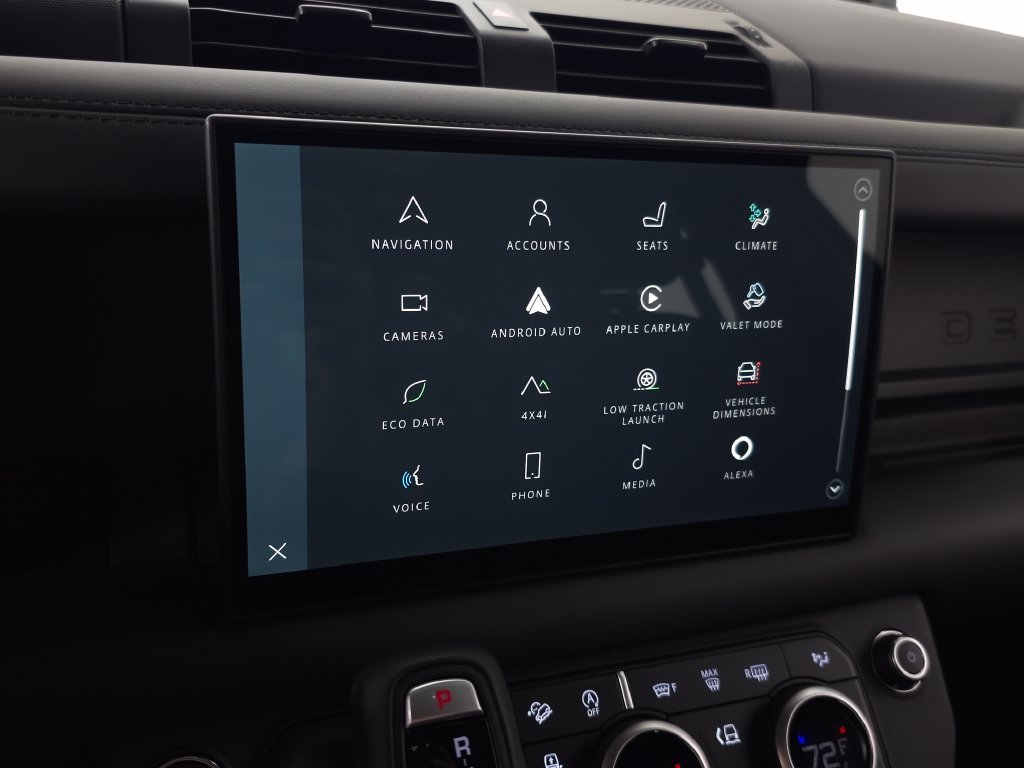 Certified Used 2025 Black Land Rover X-Dynamic SE image 30