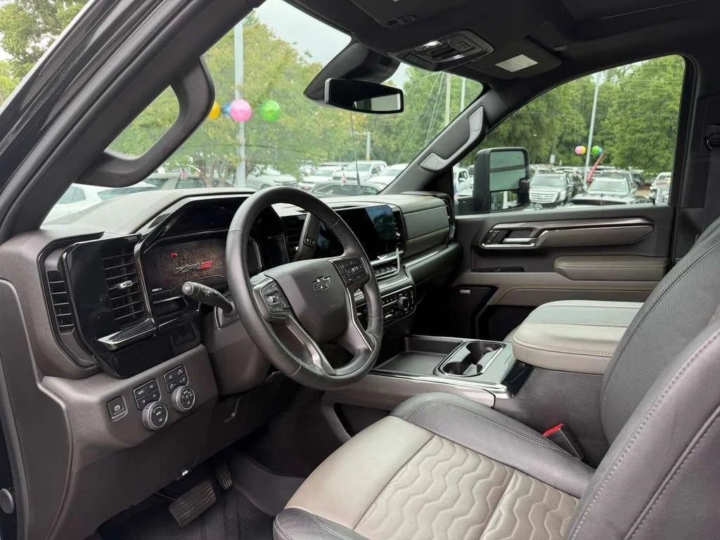 Used 2024 Black Chevrolet ZR2 image 12