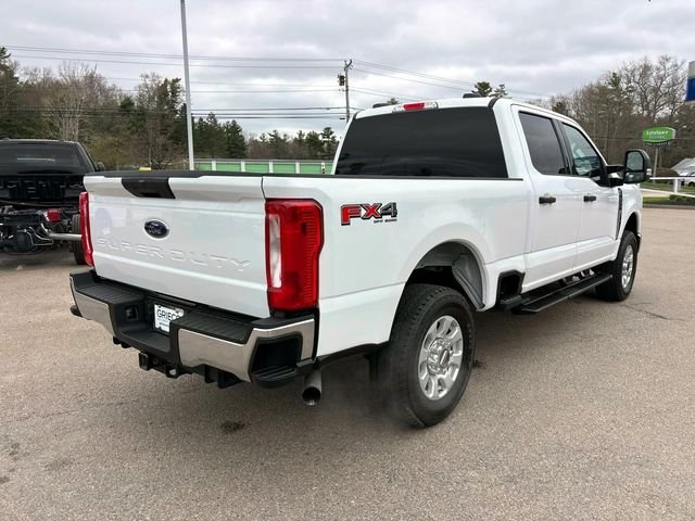 Used 2024 White Ford XLT image 3