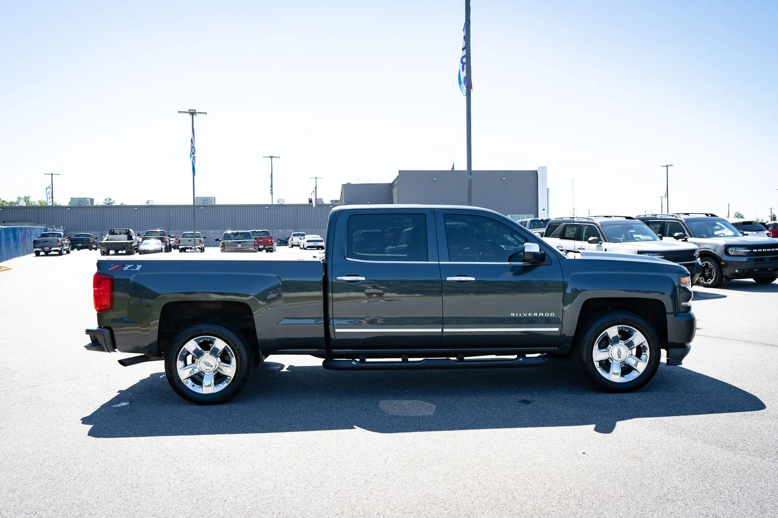 Used 2018 Gray Chevrolet LTZ image 10