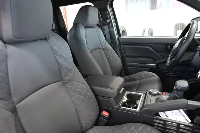 2026 Toyota Tacoma SR5 - Photo 10