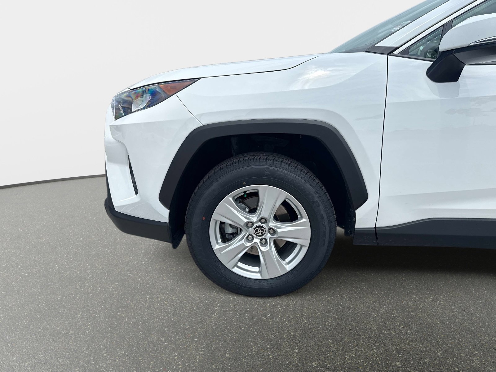 Used 2021 Super White Toyota XLE image 10