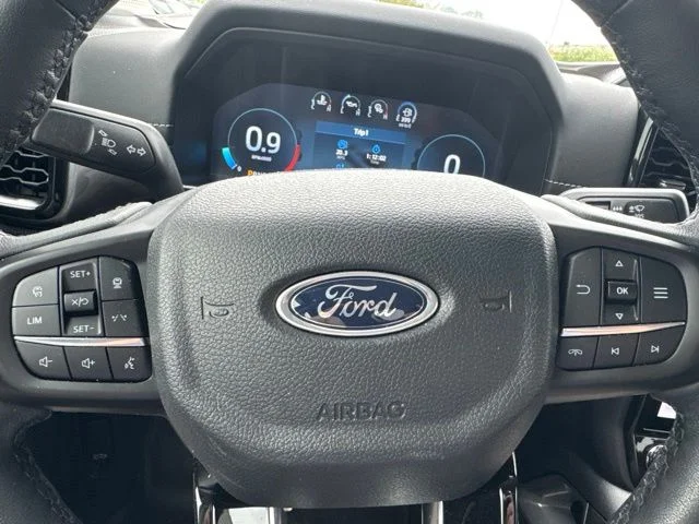 Used 2025 White Ford Lariat image 23