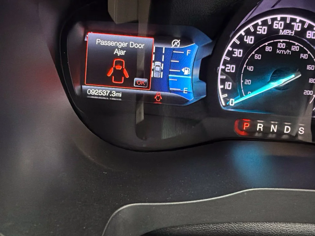 Used 2019 White Ford Lariat image 16