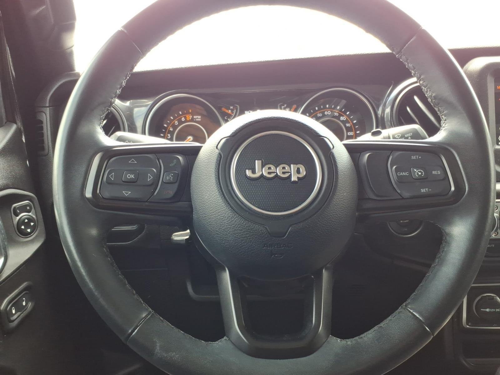 Used 2022 Black Clearcoat Jeep Unlimited Sport Altitude image 26