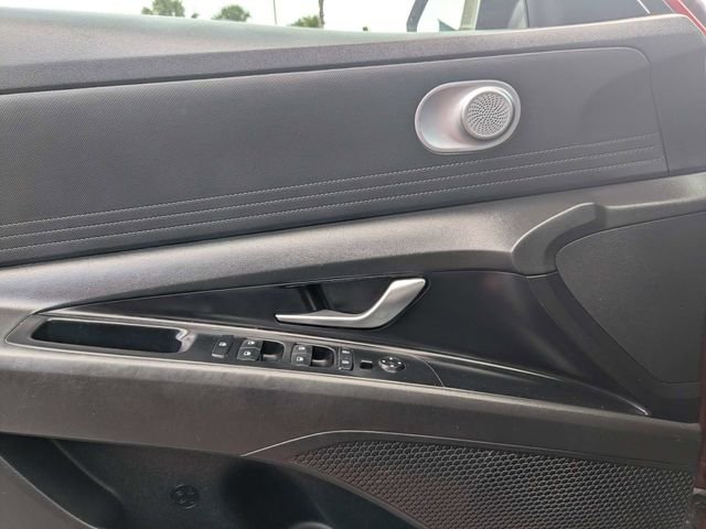 Used 2022 Red Hyundai SEL image 19