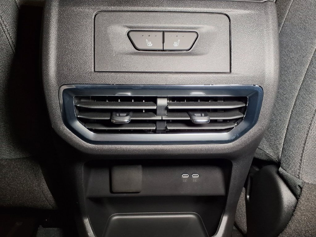 New 2026 Summit White GMC Elevation Extended Range image 13