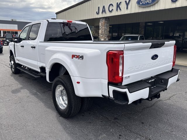 New 2026 Oxford White Ford F-350® XL image 8