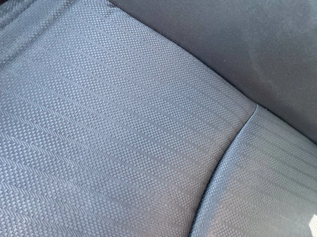 Used 2016 Silver Mazda i Sport image 9
