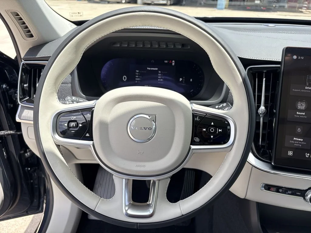 2026 Volvo XC90 Ultra - Photo 19