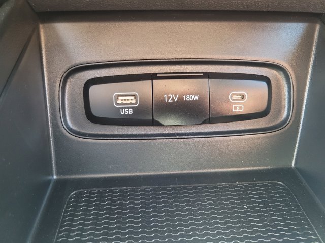 Used 2025 Gray Hyundai SEL image 26