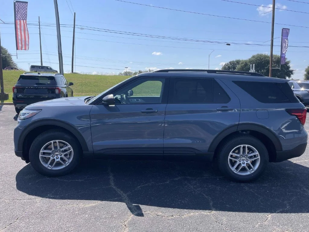 New 2027 Blue Ford Active image 6