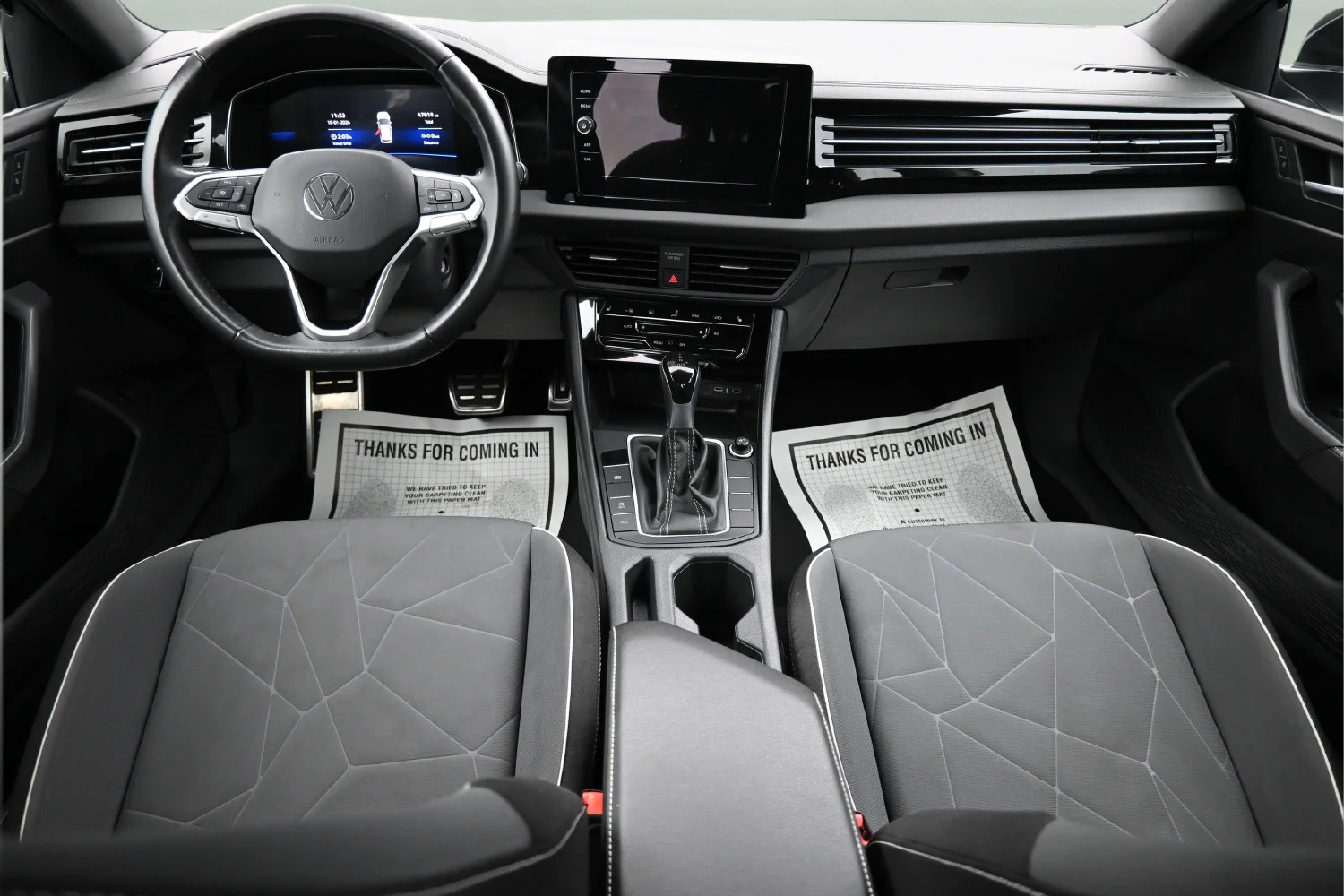 Used 2025 White Volkswagen Sport image 24