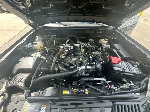 Used 2025 Gray Ford Base image 27