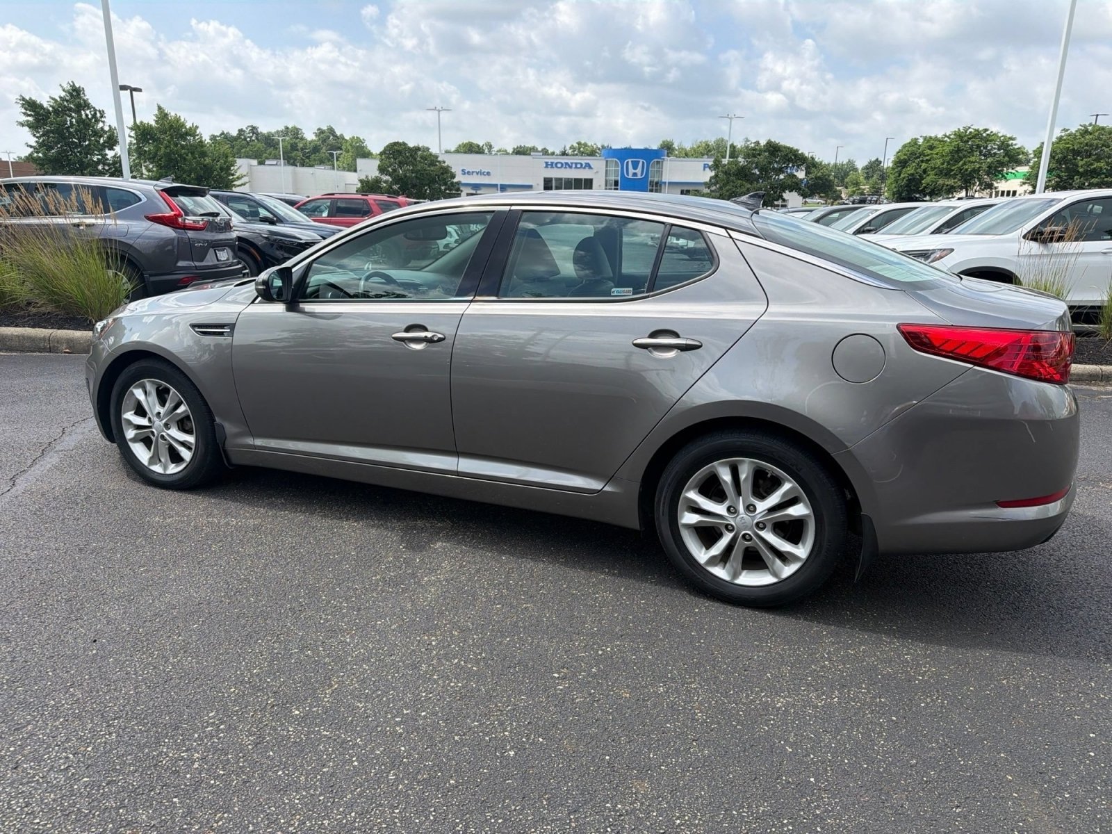 Used 2012 Titanium Metallic Kia EX image 11
