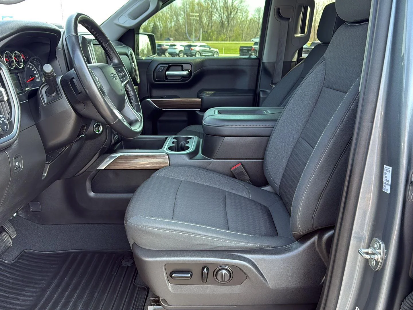 Used 2021 Satin Steel Metallic Chevrolet LT Trail Boss image 9