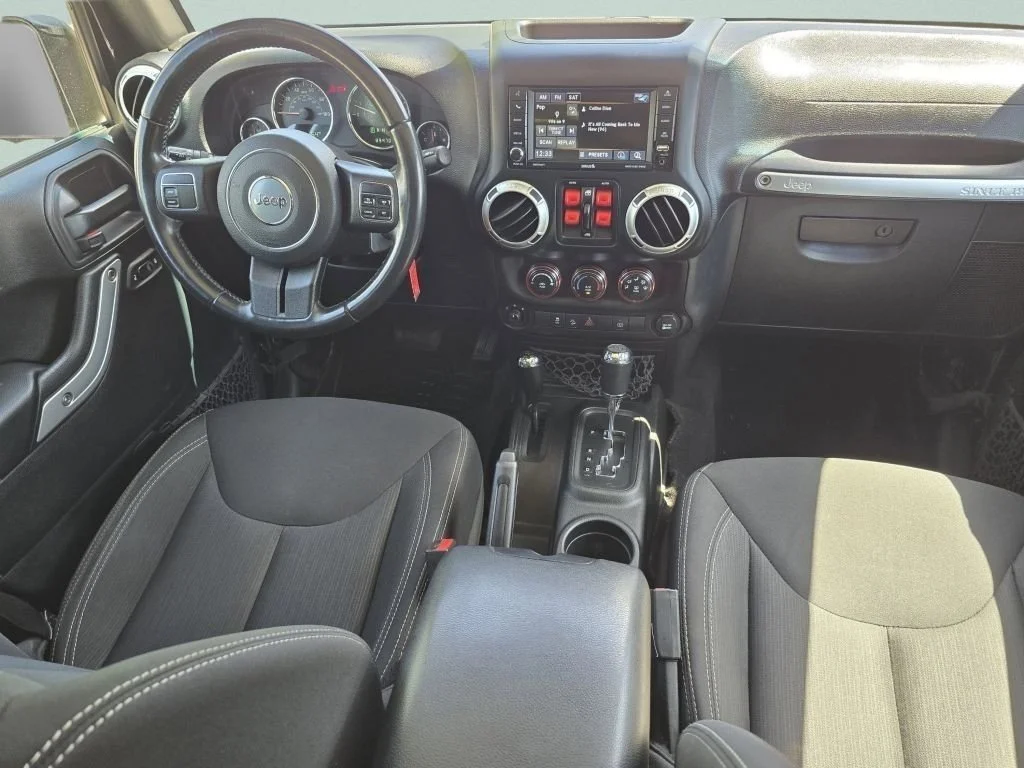Used 2018 Black Clearcoat Jeep Sahara image 25