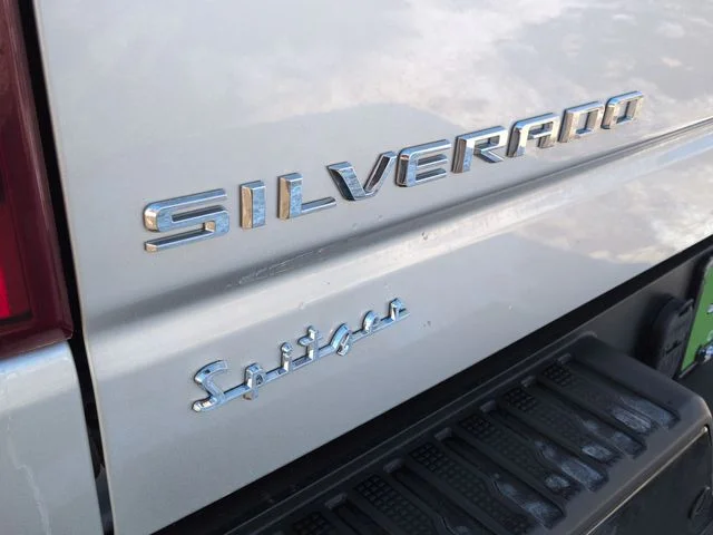 Used 2021 Silver Ice Metallic Chevrolet LT Trail Boss image 34
