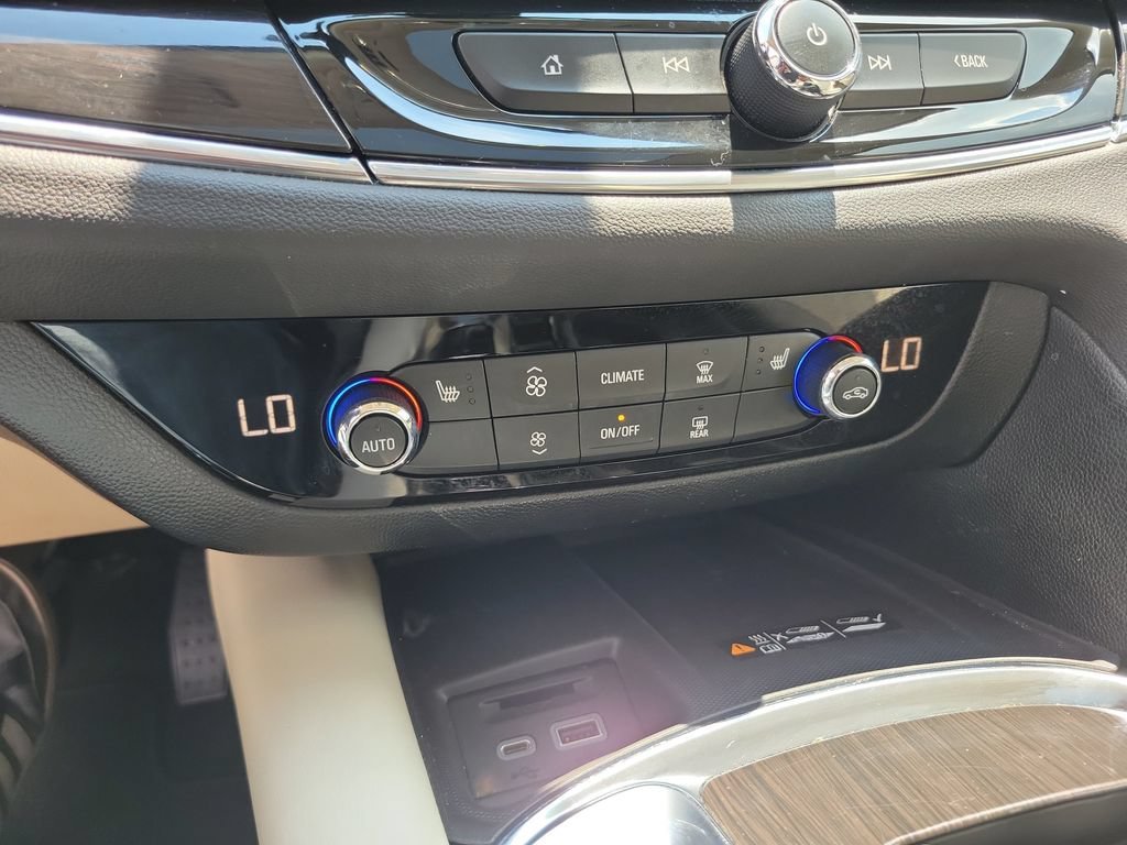 2024 Buick Enclave Essence - Photo 30