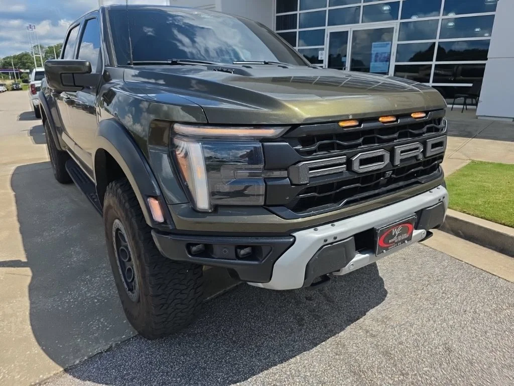 Used 2025 Green Ford Raptor image 7