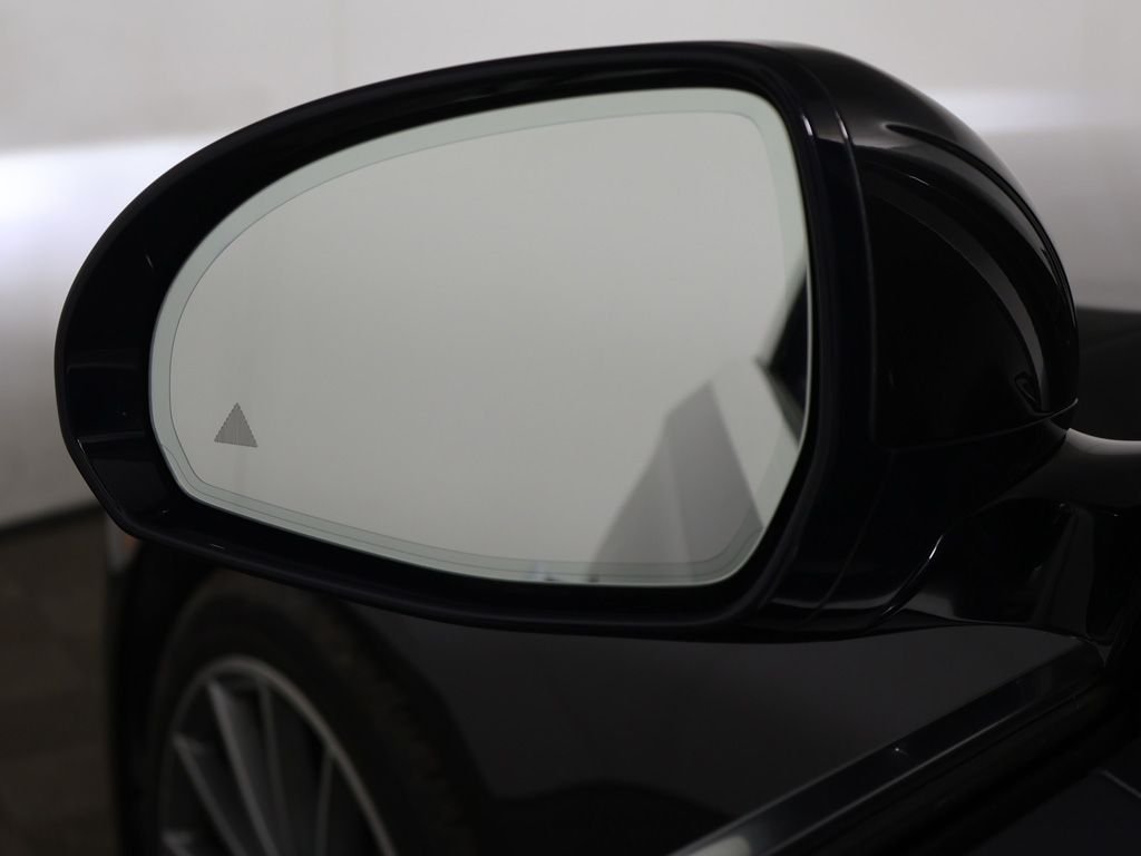 Used 2021 Gray Mercedes-Benz S 580 image 36