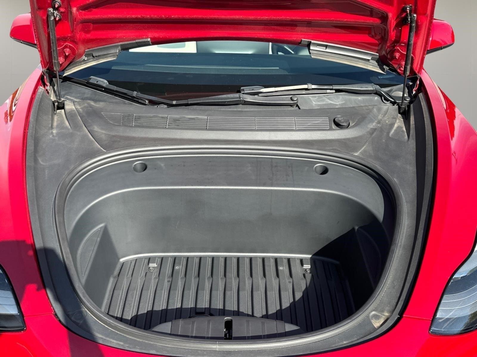 2022 Tesla Model 3 Long Range - Photo 31