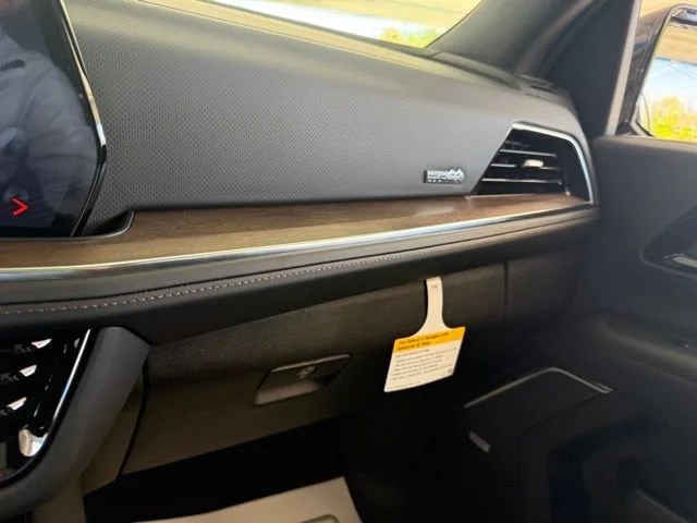 2026 Chevrolet Suburban High Country - Photo 30