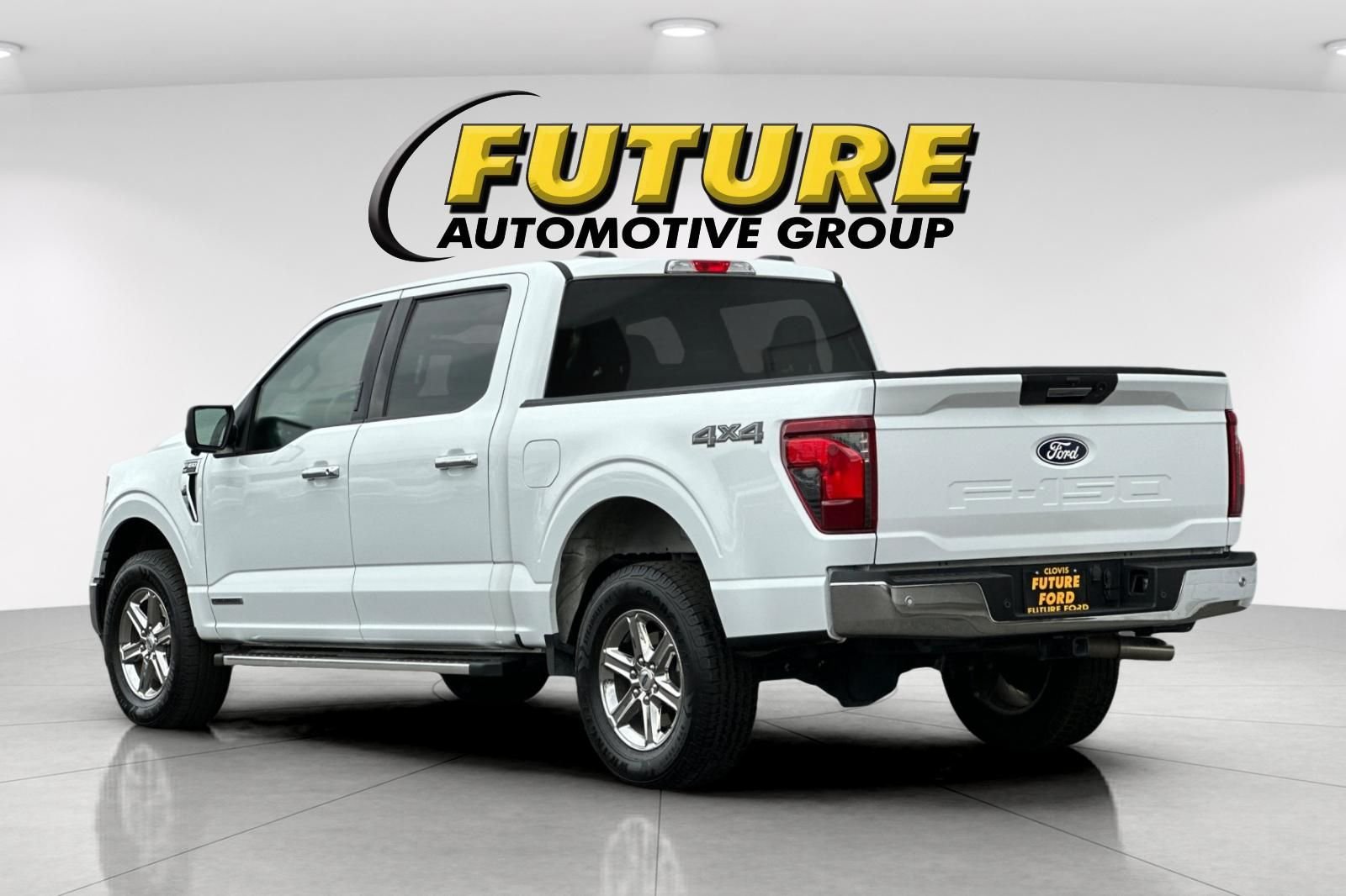 Used 2024 White Ford XLT image 5