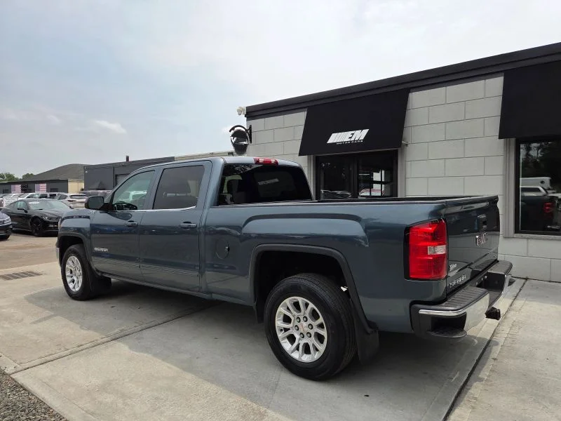 Used 2014 Blue GMC SLE Pickup 4D 6 1/2 ft image 7