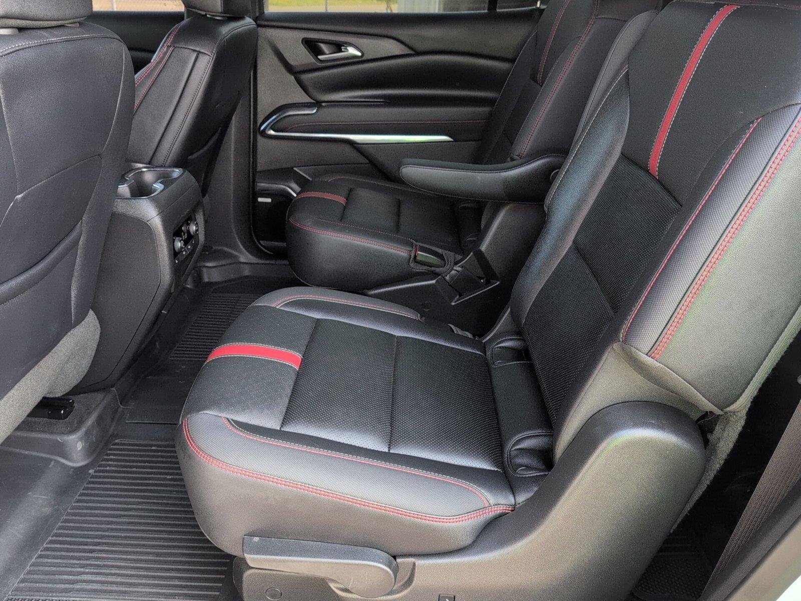 Used 2026 Polar White Tricoat Chevrolet RS image 33