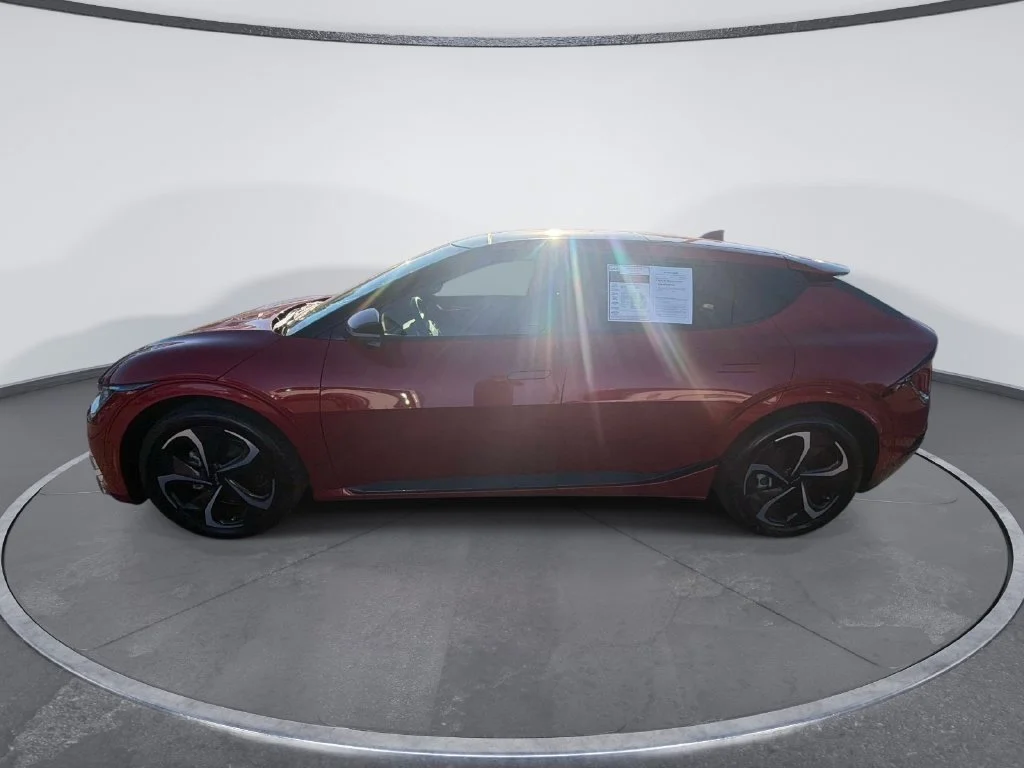 Used 2024 Red Kia GT-Line image 4