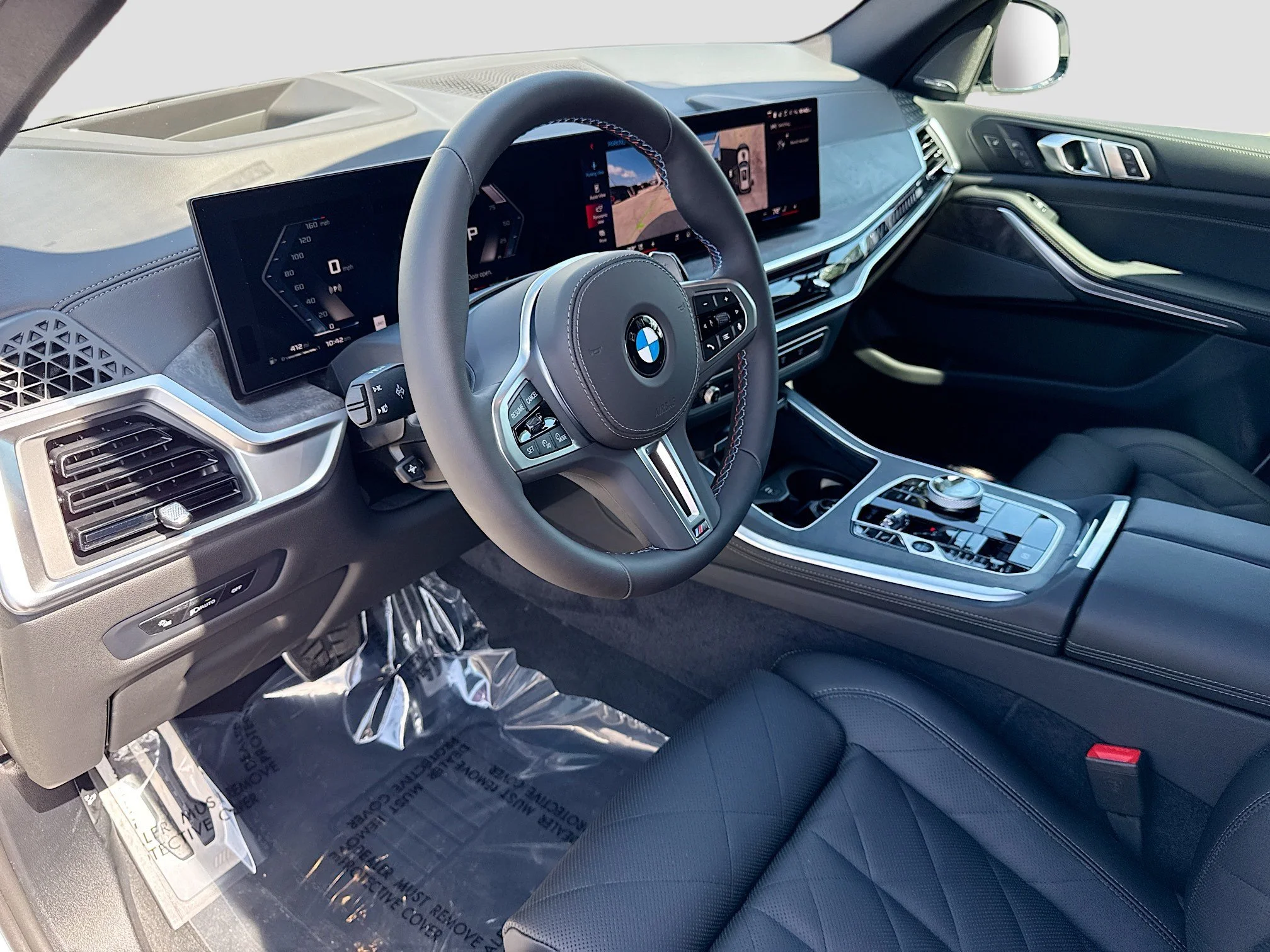 New 2026 Alpine White BMW M60i image 27