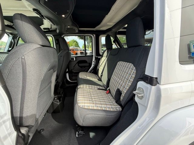 New 2026 Bright White Clear-Coat Exterior Paint Jeep 85th Anniversary Edition image 22