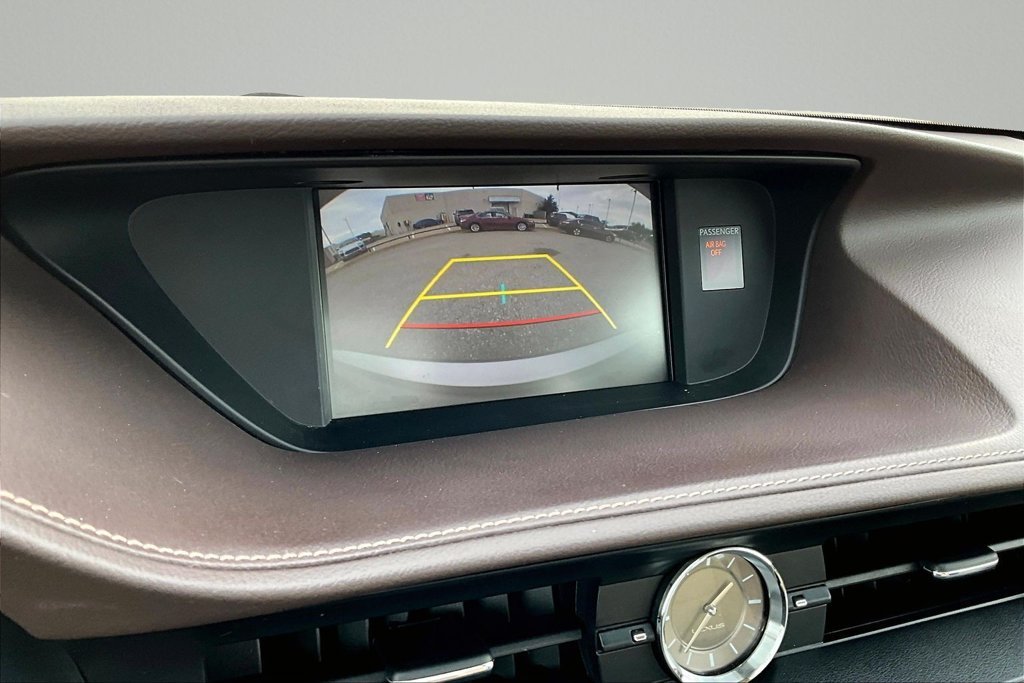 Used 2017 Silver Lexus 350 image 21