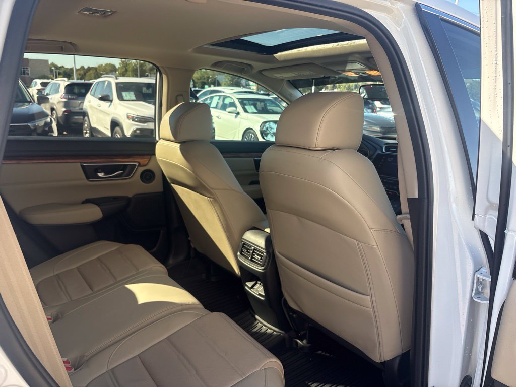 Certified Used 2022 White Honda EX-L FWD image 33