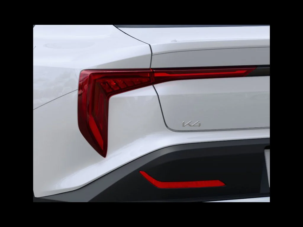 New 2027 Snow White Pearl Kia LXS image 59