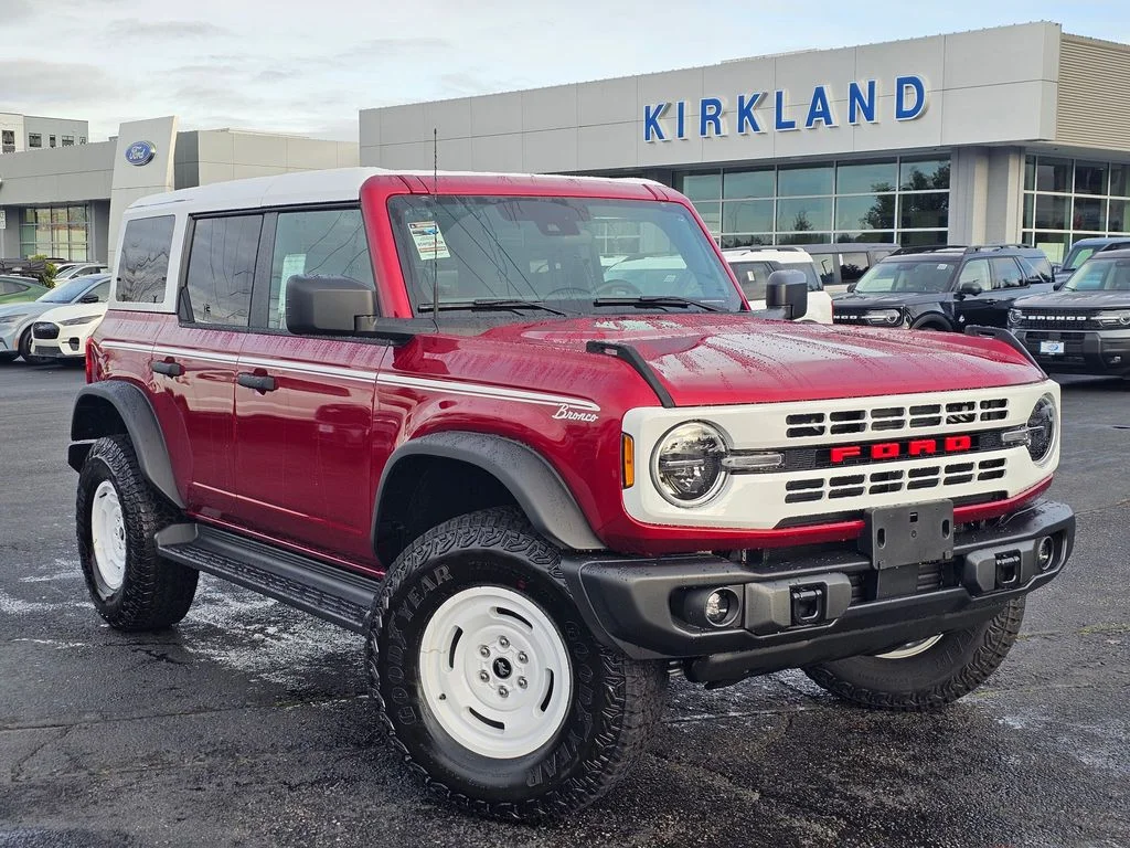 2025 Ford Bronco Heritage Edition 4x4's photo