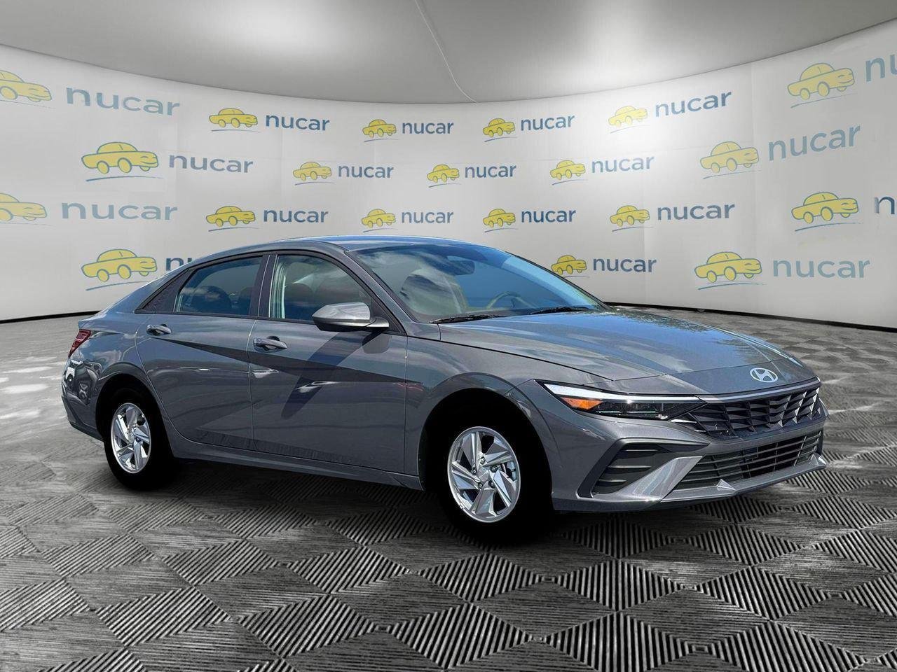 2026 Hyundai Elantra — photo 10