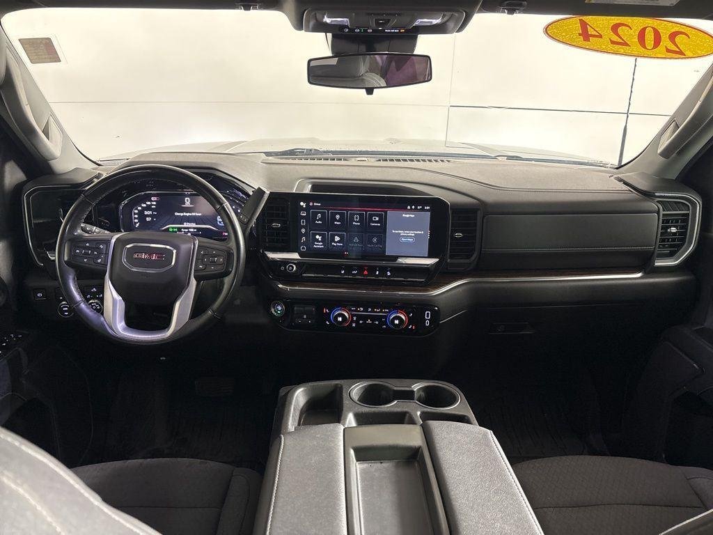 Used 2024 Onyx Black GMC SLE image 15