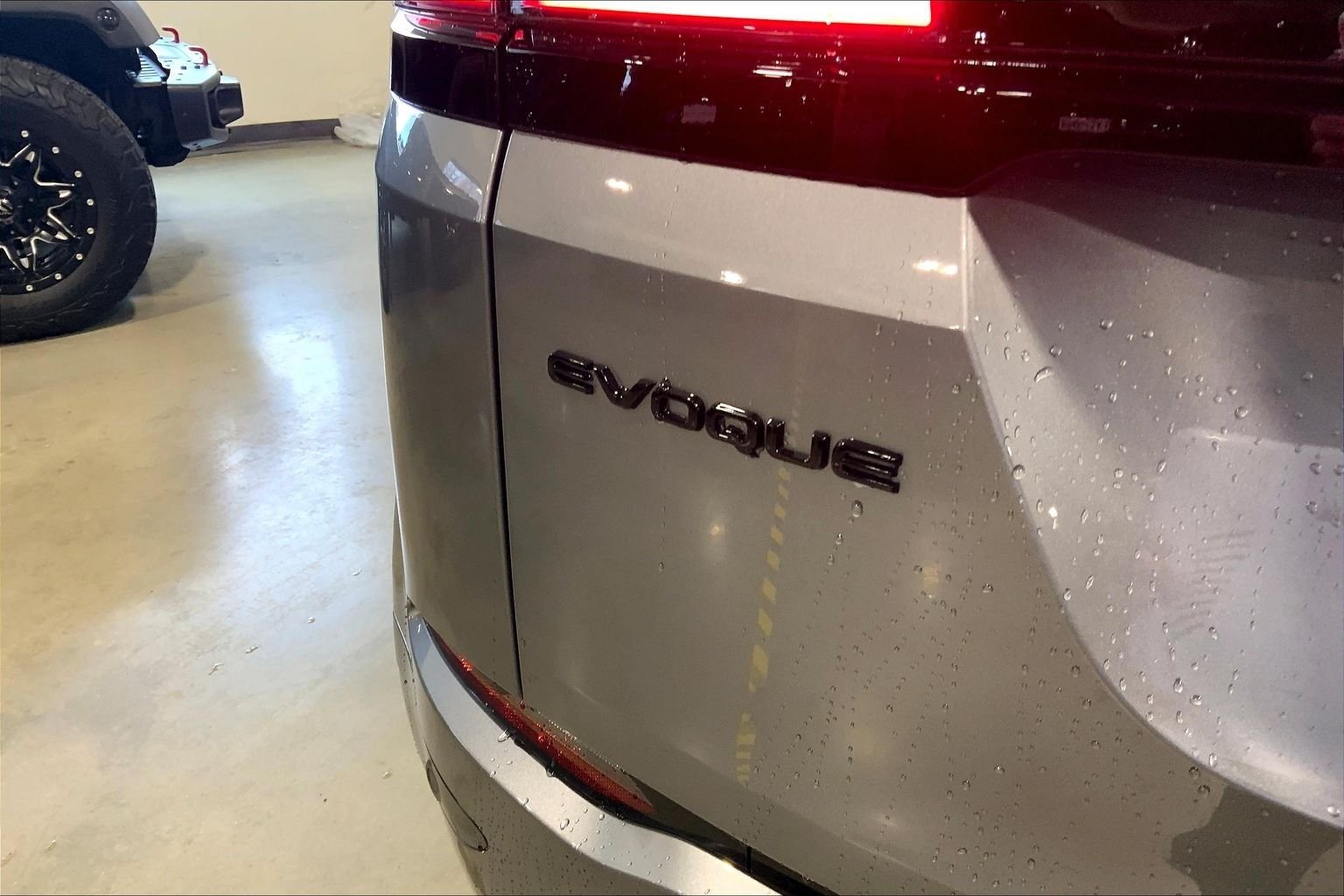 2026 Land Rover Range Rover Evoque Dynamic SE - Photo 15