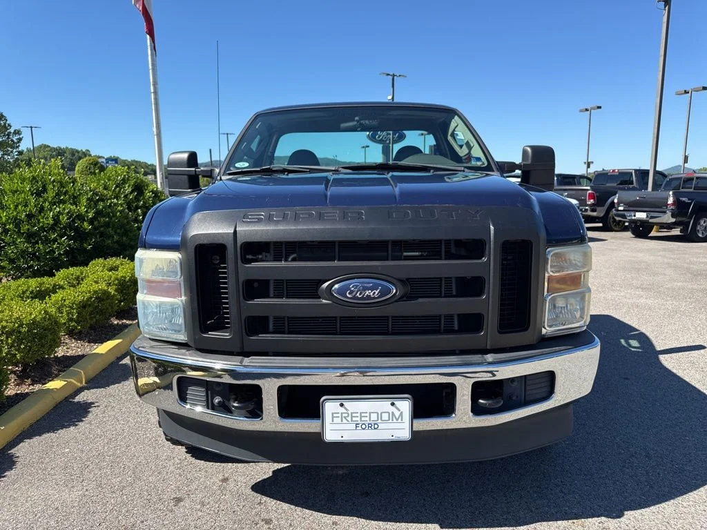Used 2010 Blue Ford XL image 8