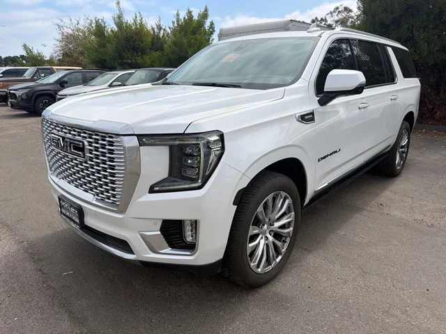 2022 GMC Yukon XL Denali