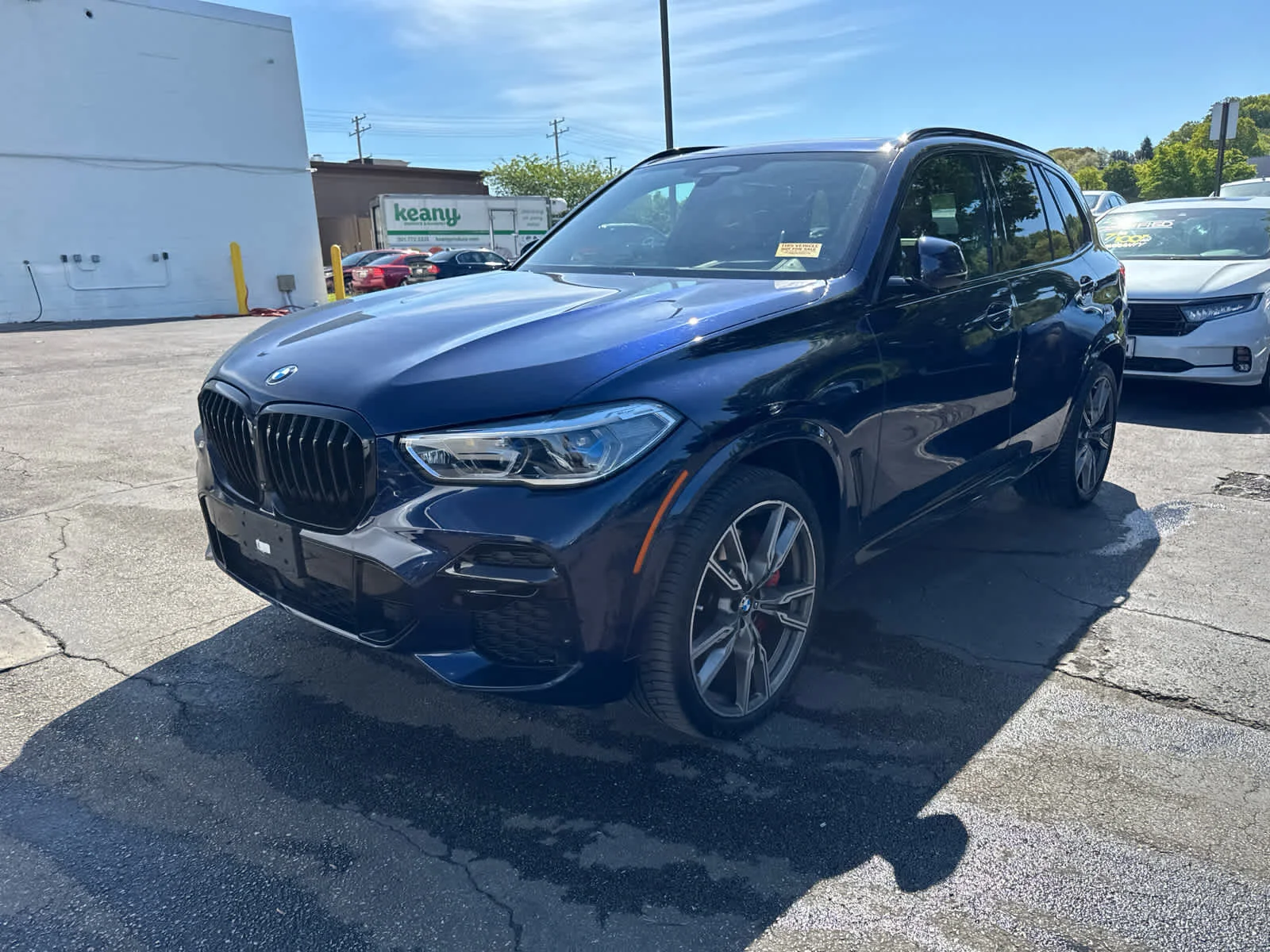 Used 2022 Tanzanite Blue II Metallic BMW M50i image 5