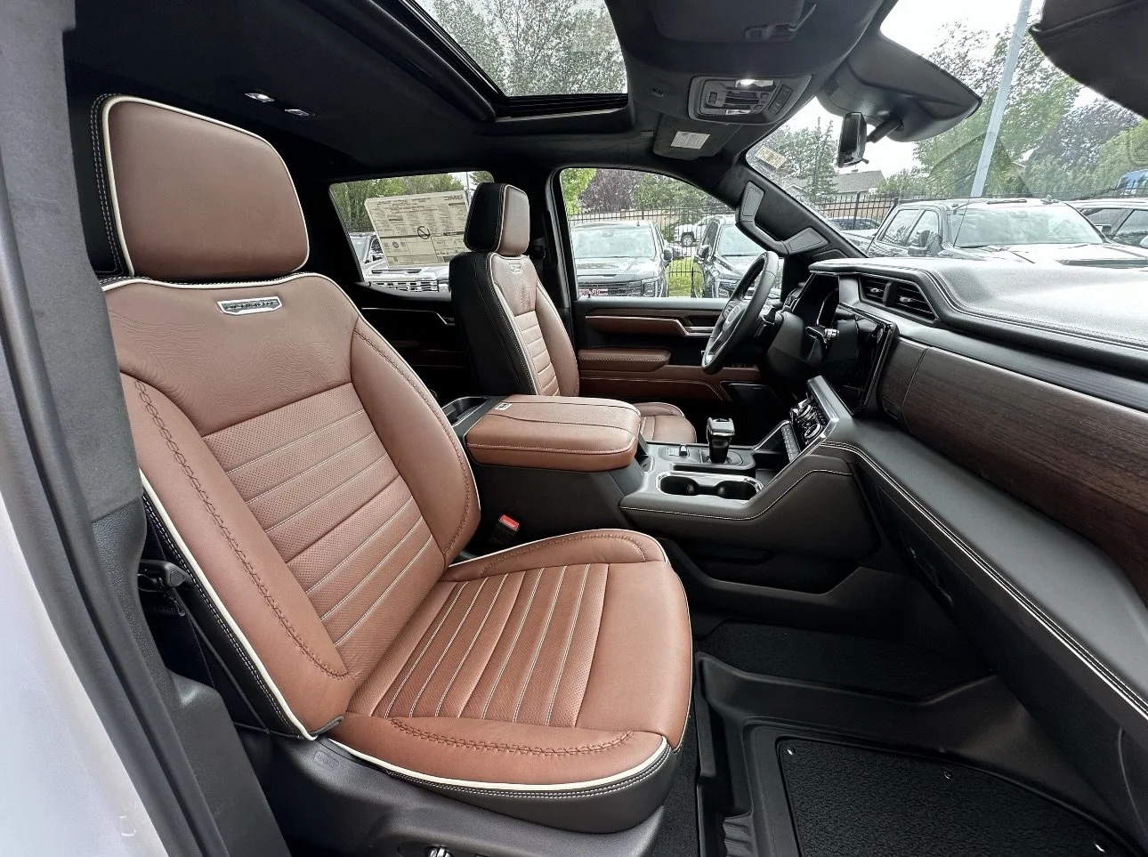 New 2026 Glacier White Tricoat GMC Denali Ultimate image 20