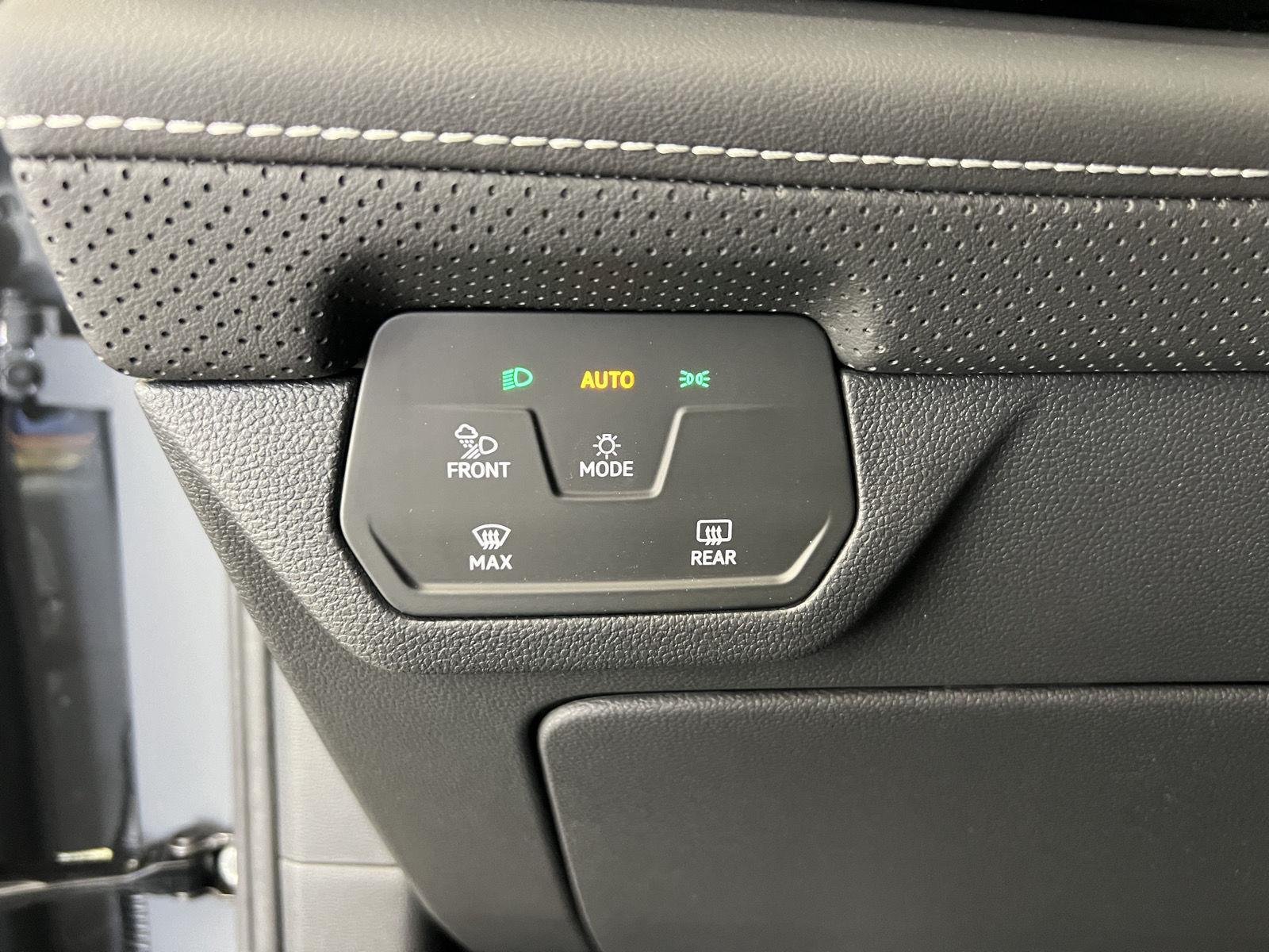 New 2026 pure gray Volkswagen 2.0T SE w/Technology image 14