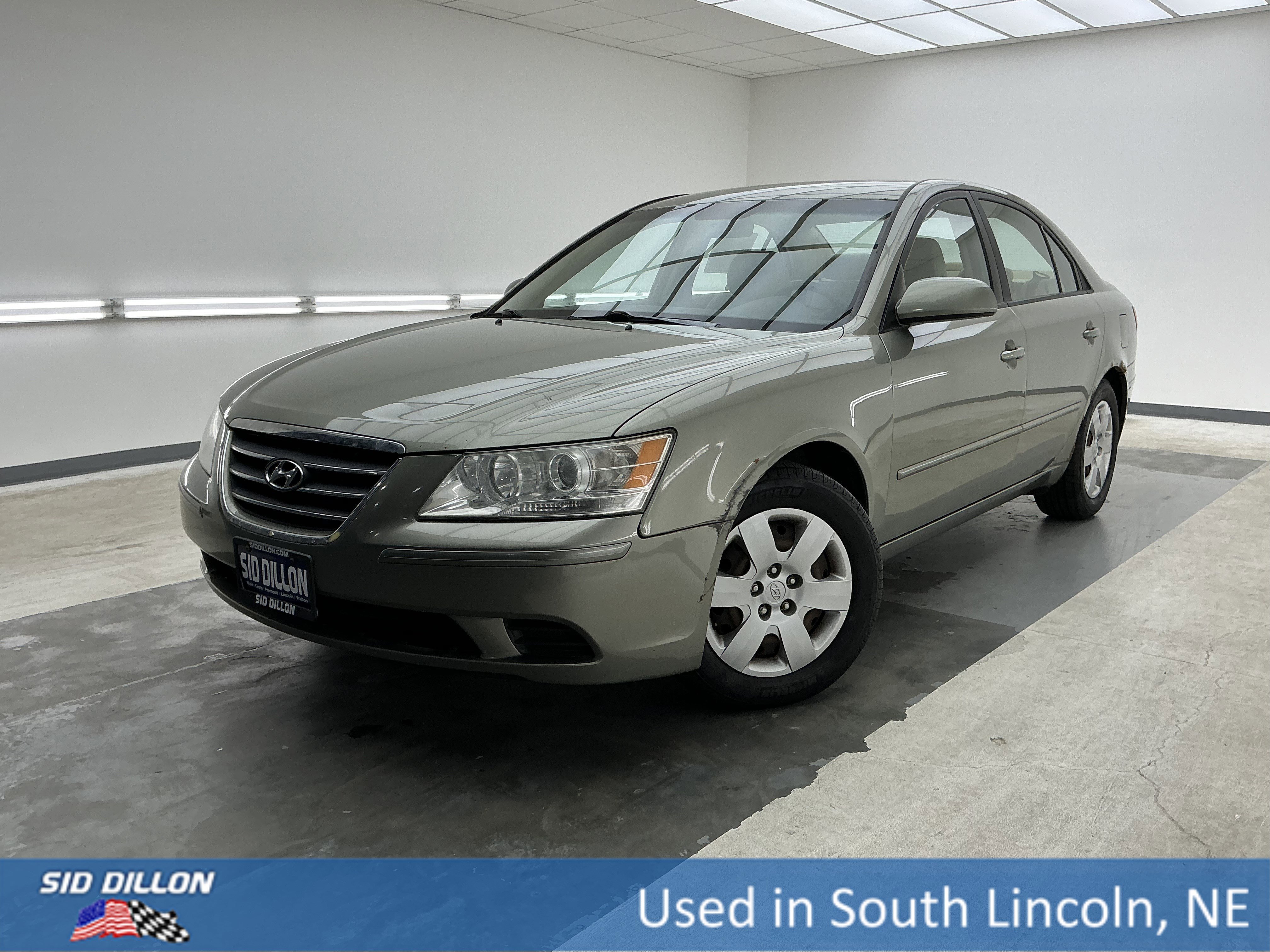2010 Hyundai Sonata's photo