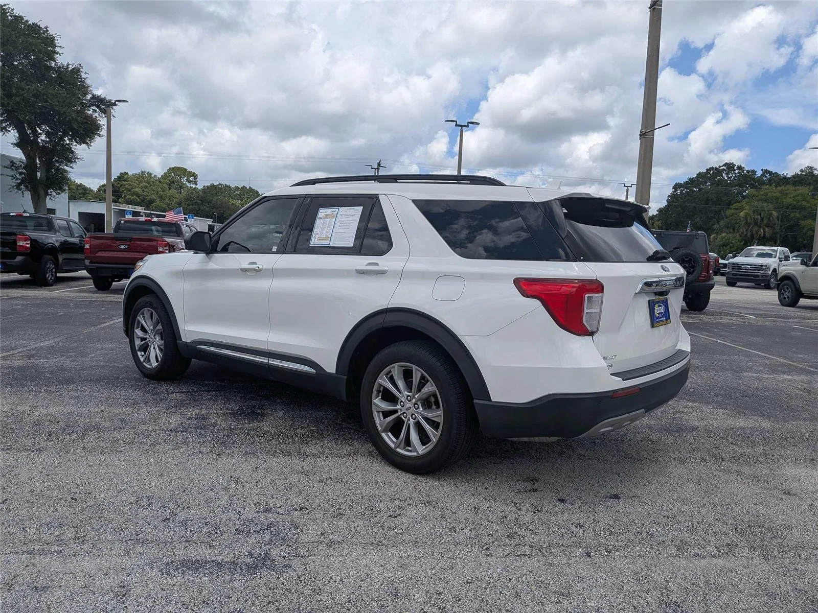 Used 2023  Ford XLT image 5