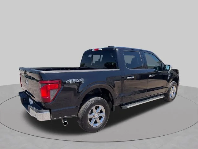 Used 2024 Black Ford XLT image 6