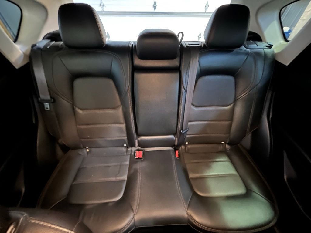 Certified Used 2022 Red Mazda 2.5 S Preferred Package image 27