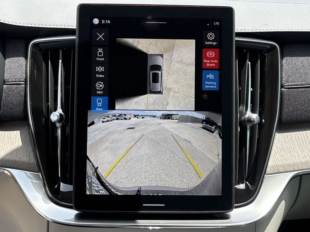 2026 Volvo XC90 Ultra - Photo 23
